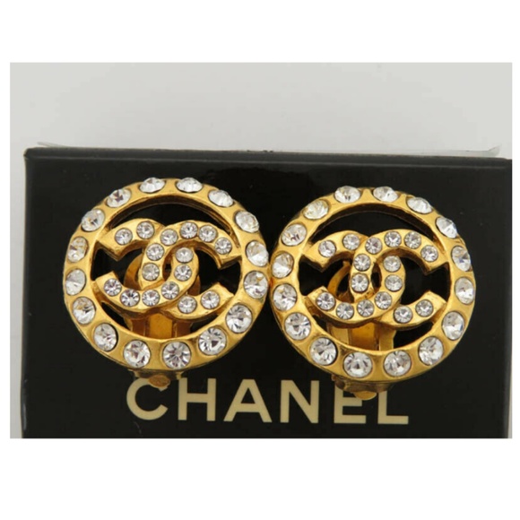 CHANEL Jewelry - 💯AUTH CHANEL VINTAGE RHINESTONE  ROUND EARRINGS